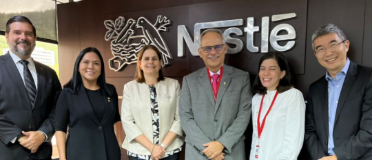 Nestlé Venezuela reafirma su compromiso con la Universidad Monteavila